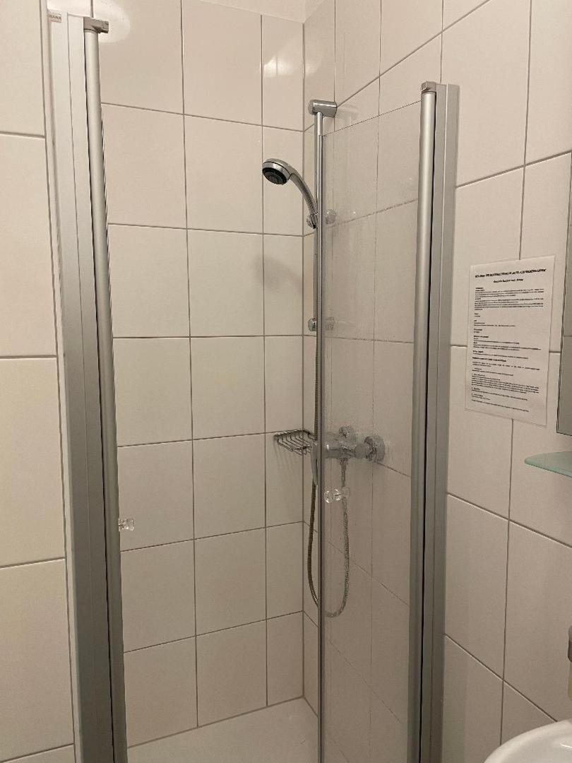 Hotel Zum Goldenen Loewen Sankt Goar Chambre photo