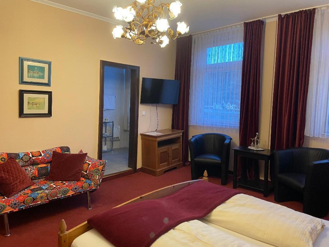 Hotel Zum Goldenen Loewen Sankt Goar Chambre photo