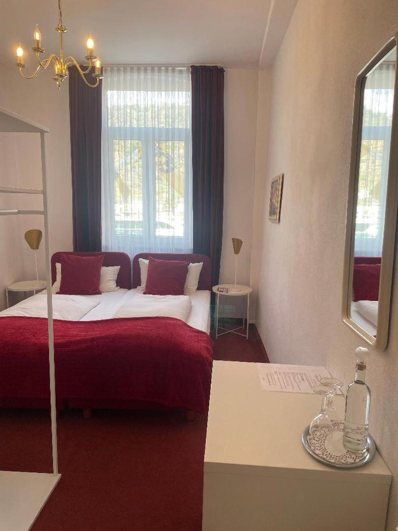 Hotel Zum Goldenen Loewen Sankt Goar Chambre photo
